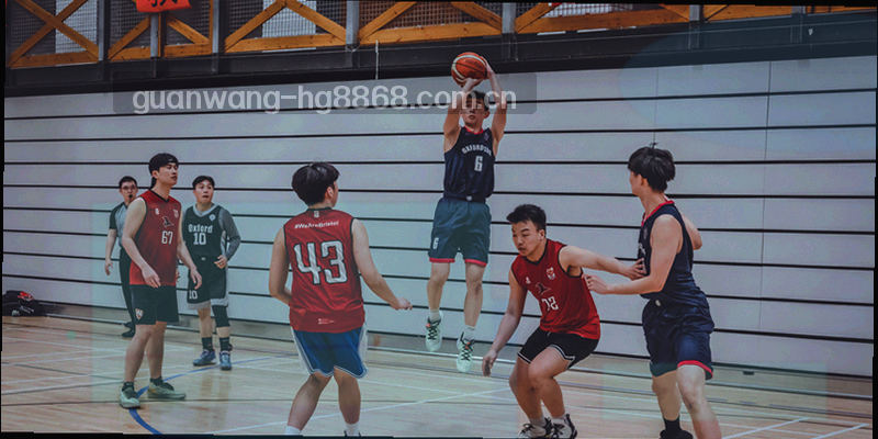 阵容确认模块首发名单与替补席实时比对
